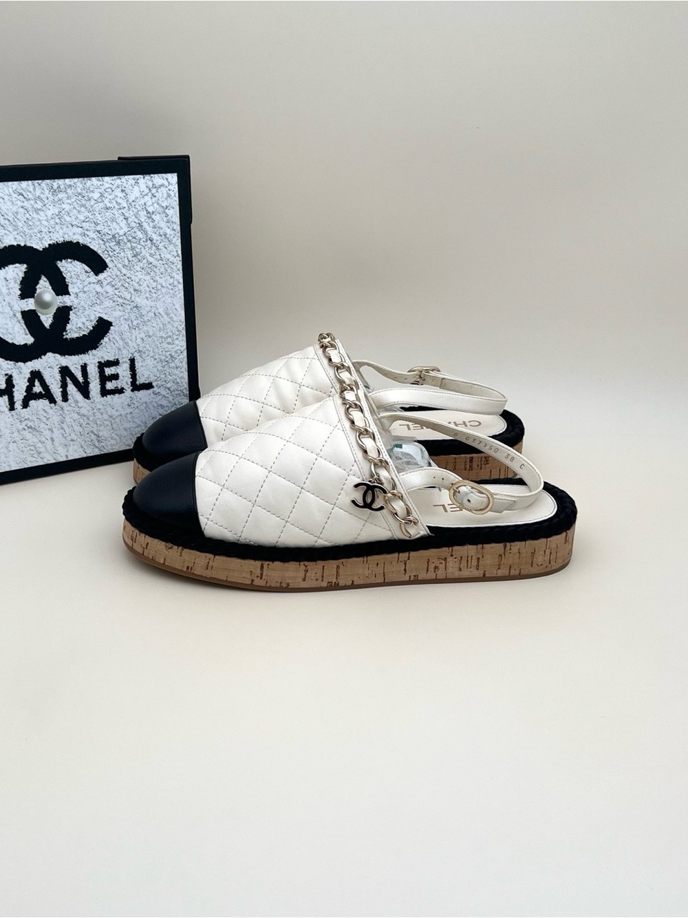 CHANEL White Quilted Slingback Espadrilles with Black Cap Toe